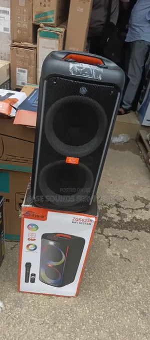 1 BY ONE Sound Party Box