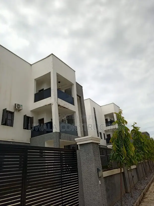 5-Bedroom Apartment for Sale in Kaura, Abuja - 1