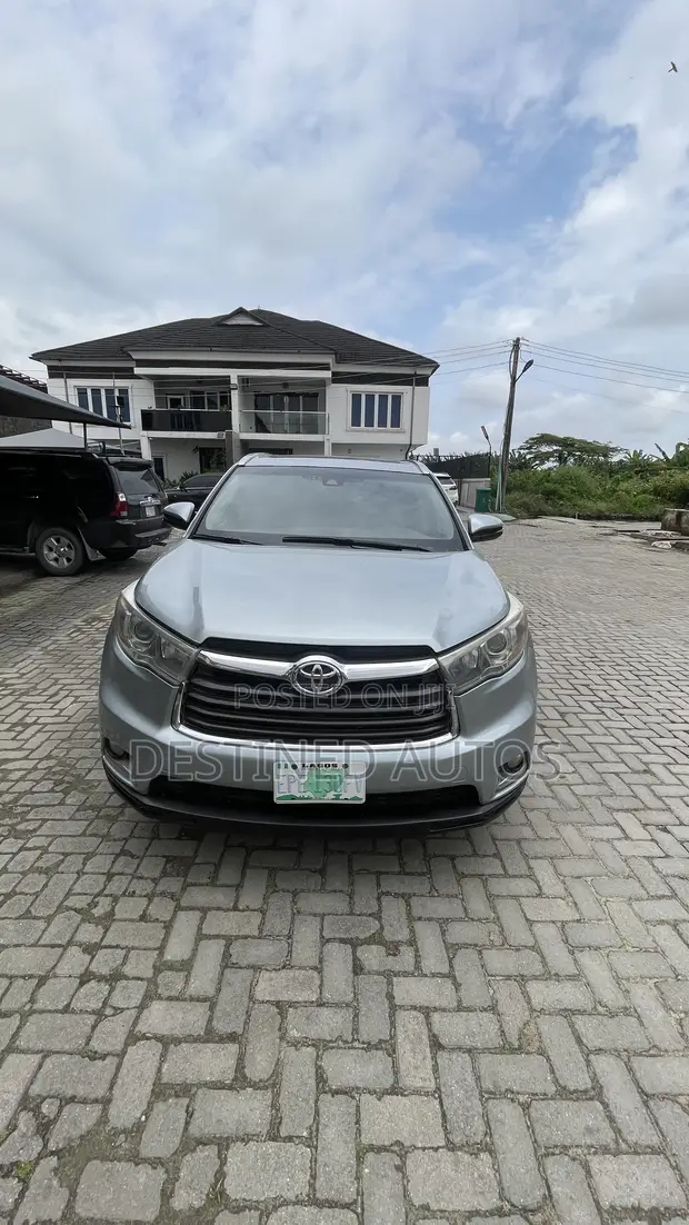 2016 Toyota Highlander Limited V6 4x4 SUV - 1