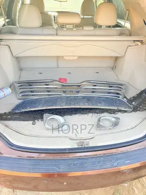 Grill na Toyota Venza (2010)