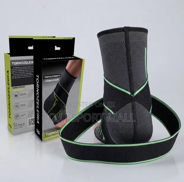 66Fit Leg Press Support - Adjustable Knee Protection - 1