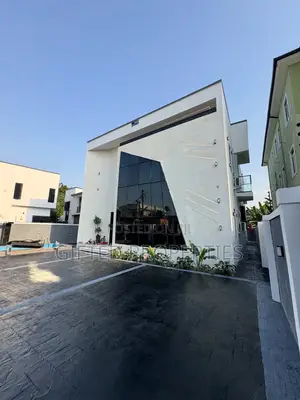 5-Bedroom Luxury Duplex with Pool in Shell Co-operative Estate, Port Harcourt