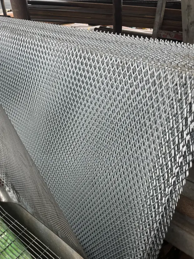 Galvanized Zigzag Wire Mesh - 1