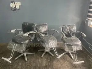 3 Kujerun Salon da Aka Yi Amfani Da Su - Bakar fata
