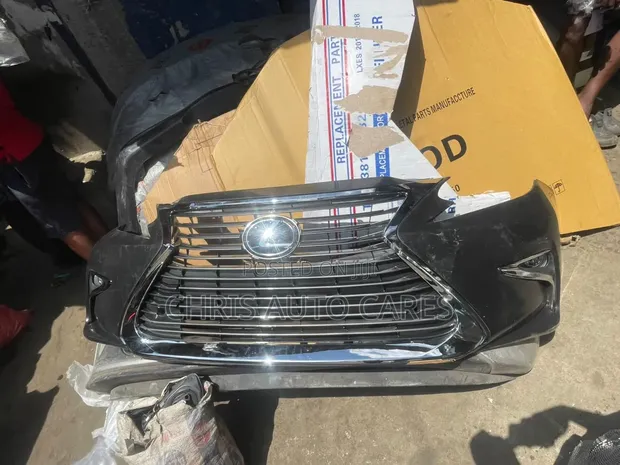 Lexus ES 350 Front Bumper (2018) - 1
