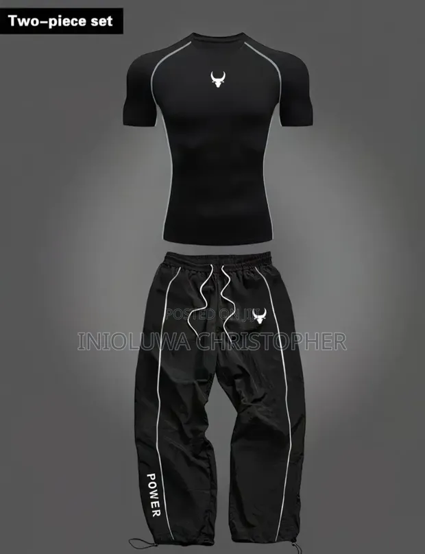 Under Armour Track Suit Na Maza Na Baki - Girman M - 1