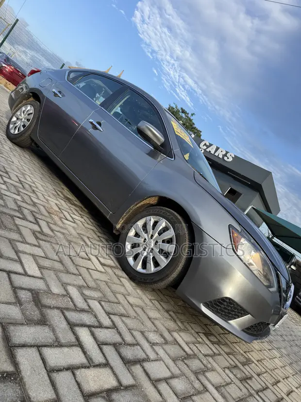 2019 Nissan Sentra SV Gray - 1