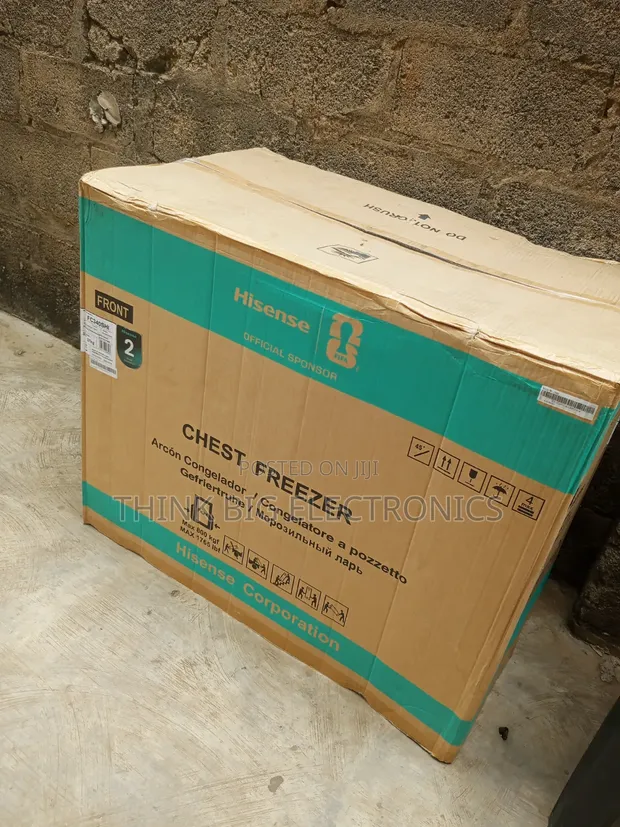 Hisense FC-390SHI 297L Chest Freezer with Inverter Technology & Lock - 1