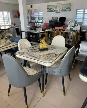 Unik Dining Set Mai Zama Hudu Tare da Marmara
