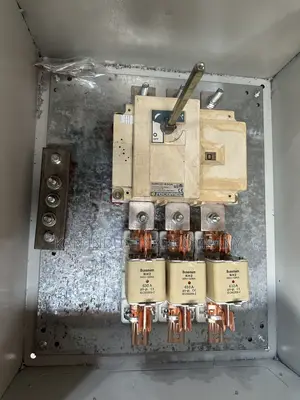 Socomec 630 Amps Gear Switch