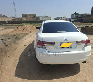 Honda Accord 2012 Fari