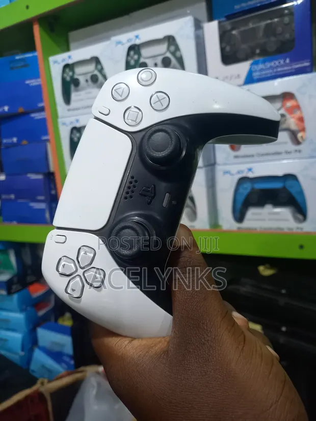 Used PS5 Controller - UK Original - 1