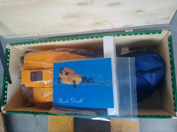 YN-27C Internal Combustion Rock Drill - 1