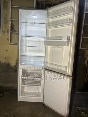 Hisense 262L Double Door Refrigerator with Water Dispenser