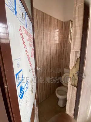 Wurin Shago/Ofis don Hayarwa, Ogui/Presidential Road, Enugu