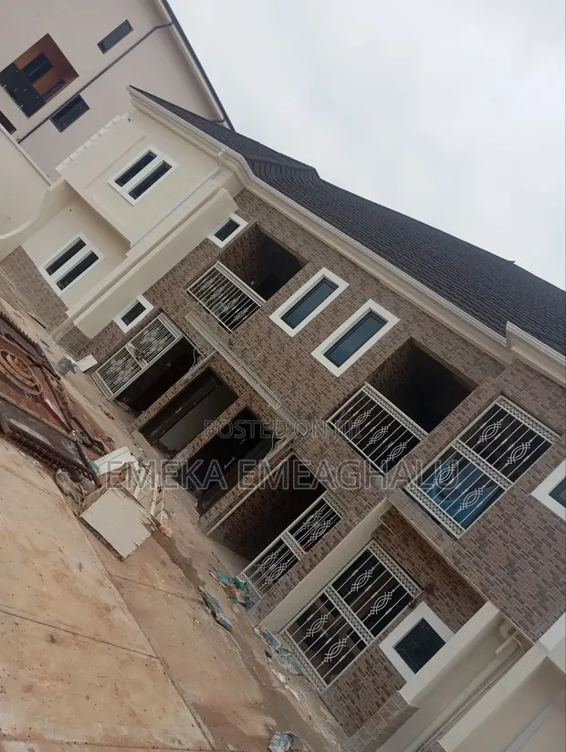 3 Bedroom Apartment for Rent in Independence Layout, Enugu - 1