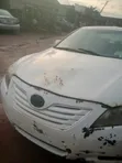 2010 Toyota Camry XLE V6 Sedan - White - 5