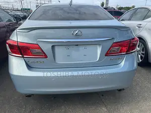 Lexus ES 350 2011 Blue