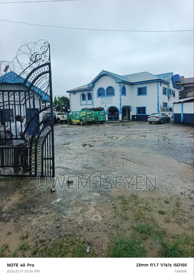 Hotel for Sale in Calabar - 1