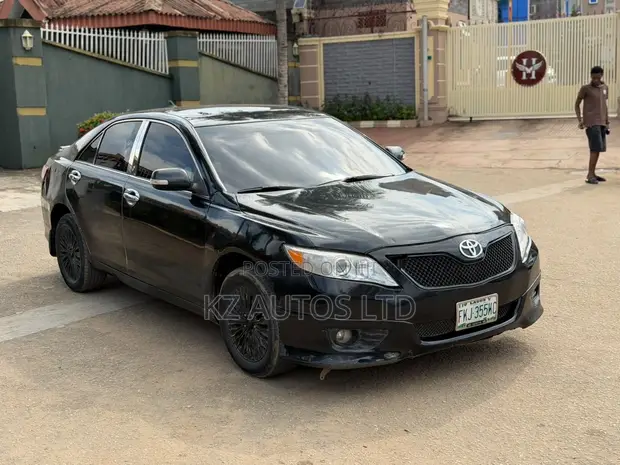 Toyota Camry 2.4 SE Automatic 2008 Black - 1