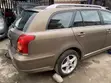 Toyota Avensis Liftback 2004 Zinari - 4