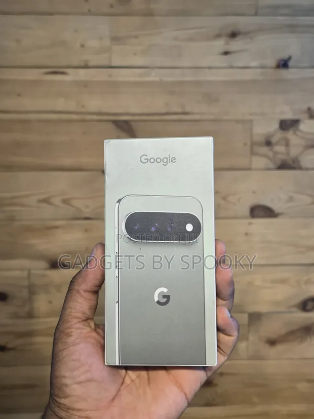 New Google Pixel 11 Pro XL 256GB Green - 1