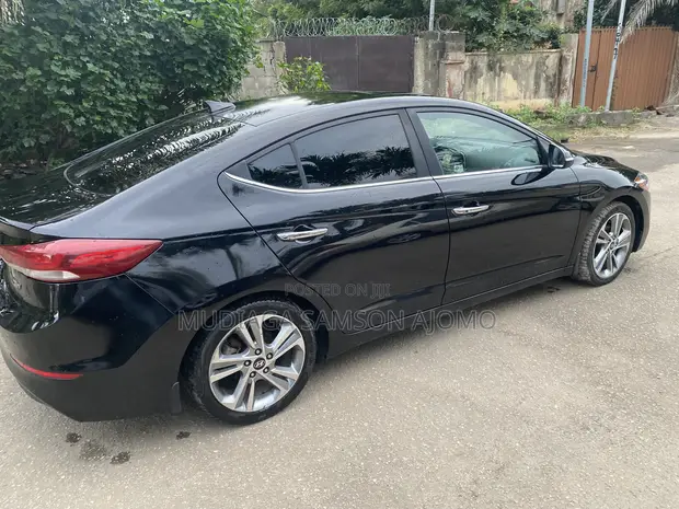 Hyundai Elantra Limited 2018 Black - 1