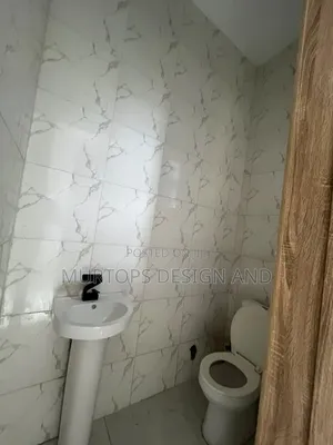 Gidan Kwana 2 Bedroom Don Uwa a VGC/Ajah, Lagos