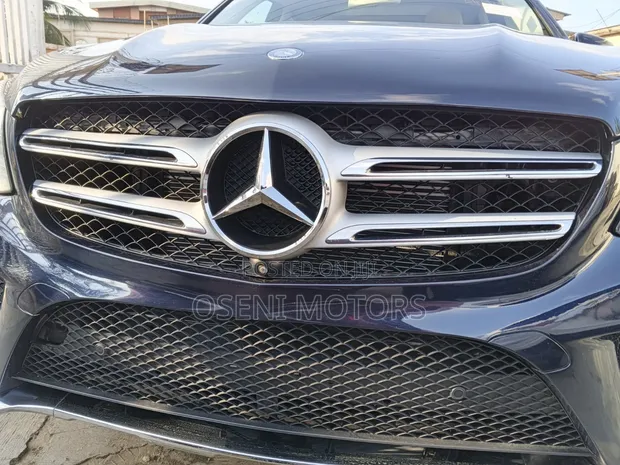 Mercedes-Benz GLE-Class 2017 Blue - 1