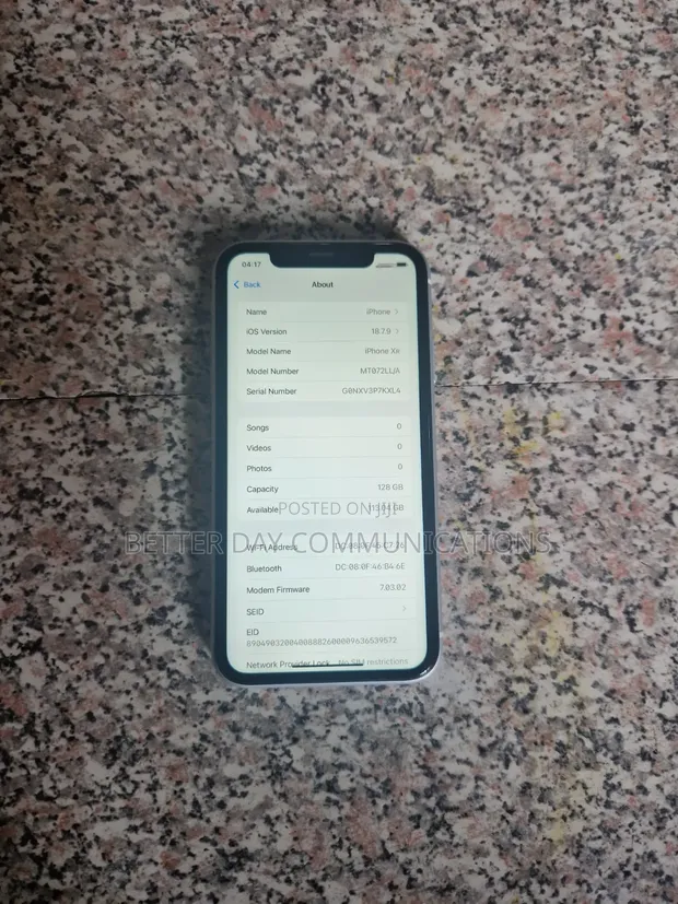 Apple iPhone XR 128GB White - 1