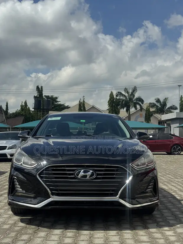 2017 Hyundai Sonata Sport 2.0T Sedan FWD - 1