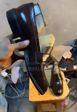 Takalmi Na Maza Na Classic Leather Pumps