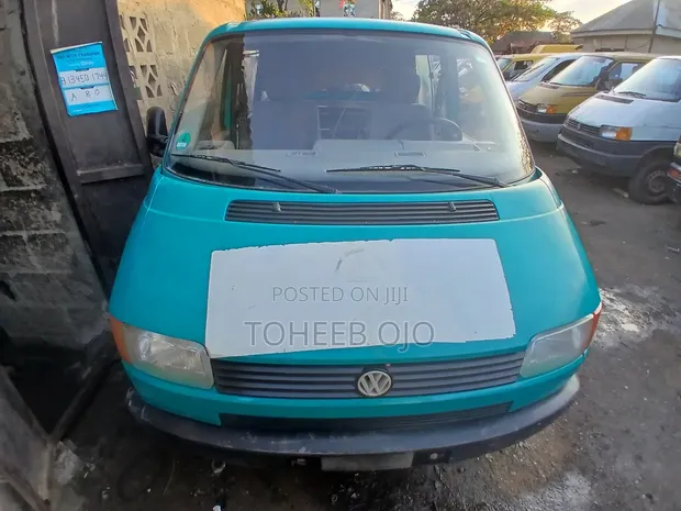 Volkswagen Transporter 1996 Grey - 1