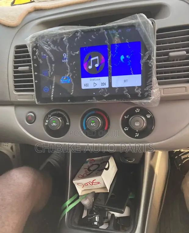 Toyota Camry 2002-2006 Android Navigation Stereo with Reverse Camera - 1