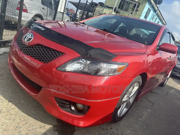 2011 Toyota Camry SE Sedan - Foreign Used - 1