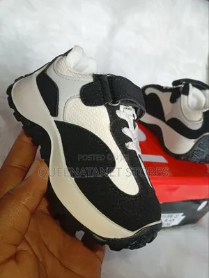 Fashion Unisex Children's Sneakers - Black & Cream