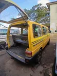 Volkswagen Transporter 1999 Yellow - 3