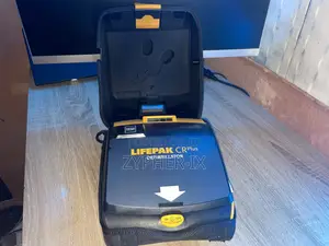 Lifepak CR Plus AED Defibrillator
