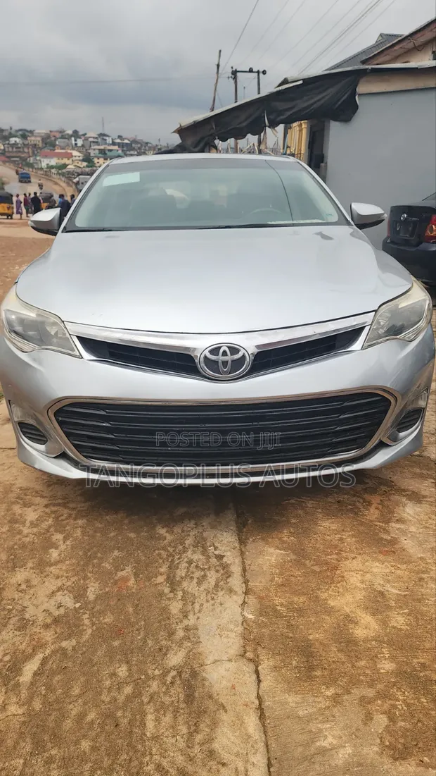 Toyota Avalon 2015 Silver - 1