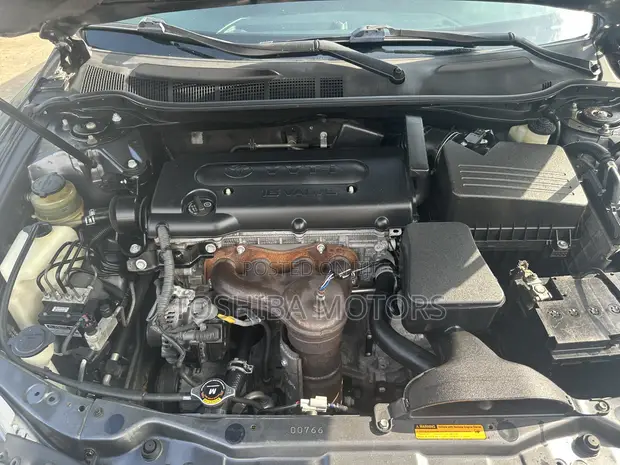 2010 Toyota Camry SE Sedan - 1