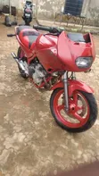 Yamaha Diversion 600 (XJ600S) 2000 Red - 1