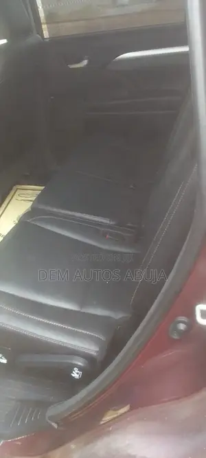 2018 Toyota Highlander Burgundy
