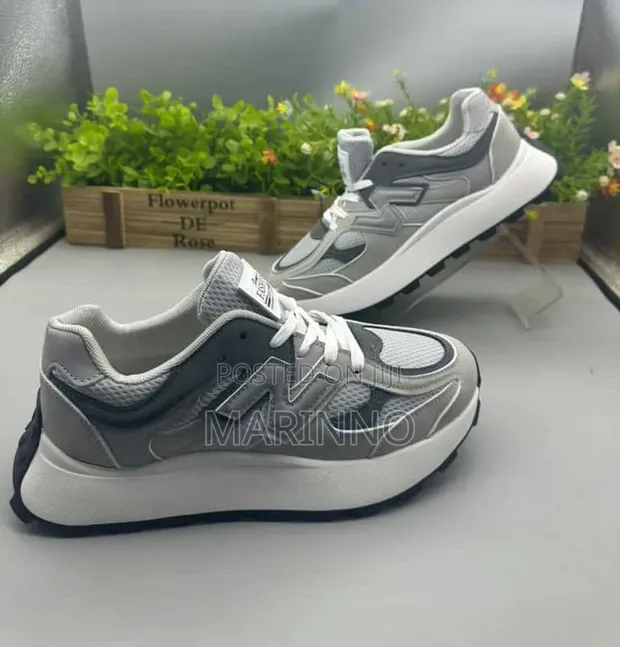 New Balance Unisex Ash Sneakers - 1