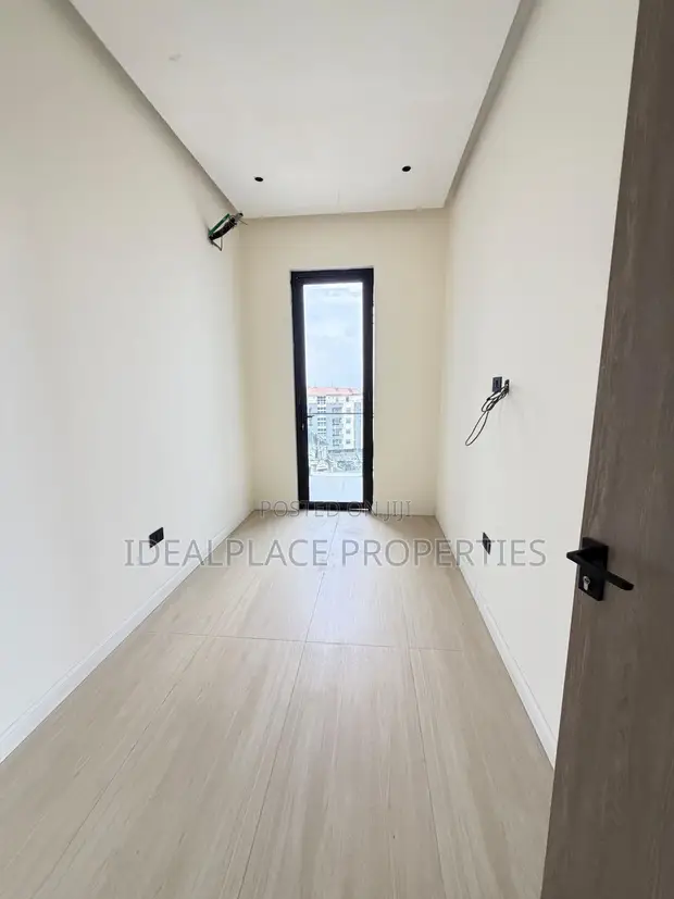 3 Bedroom Penthouse for Sale in Ikate, Lekki - 1