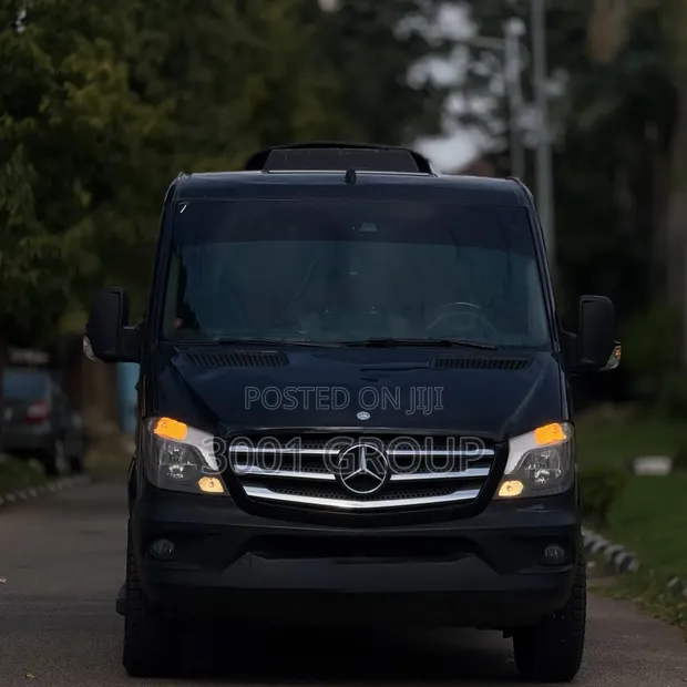 Mercedes-Benz Sprinter 2015 Black - 1