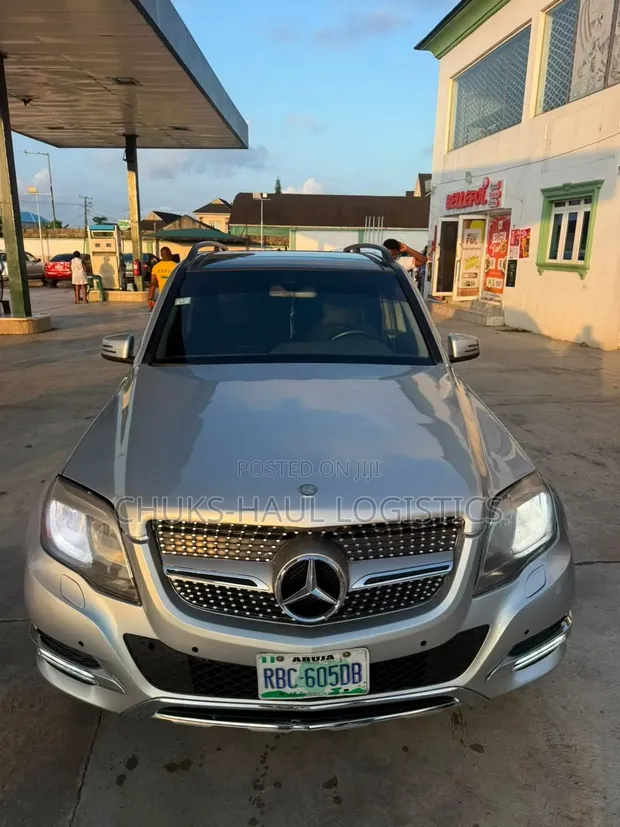 2015 Mercedes-Benz GLK 350 4MATIC SUV - 1