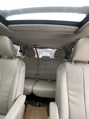 2013 Toyota Sienna Limited AWD 7-Passenger