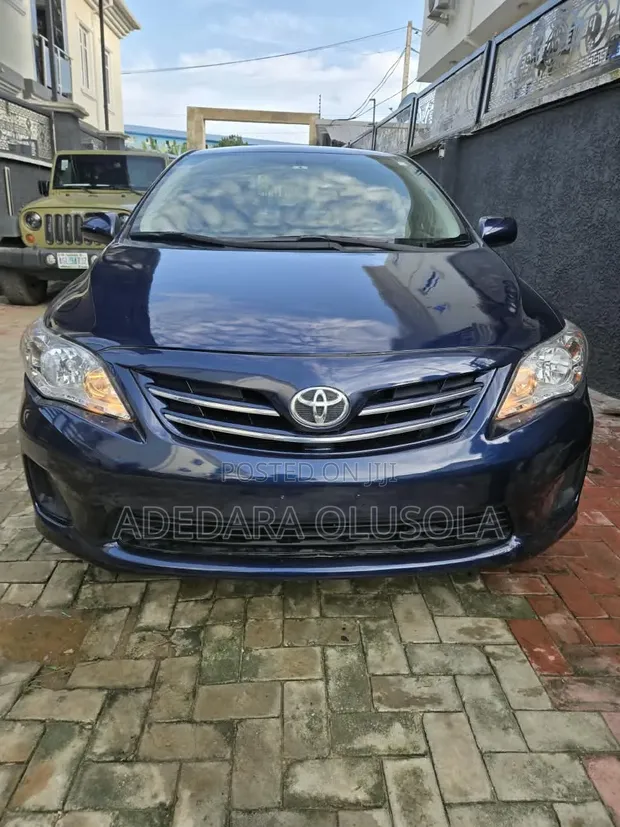 2013 Toyota Corolla LE Sedan - 1