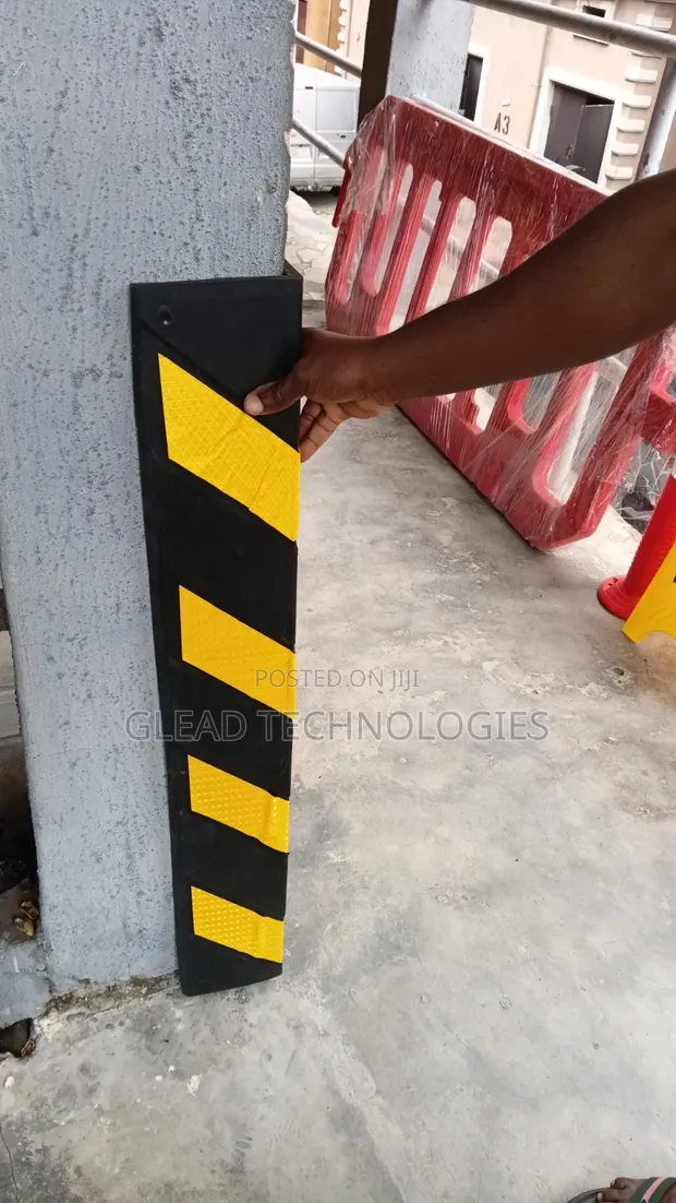 Corner Protector - 1m Length, 10mm Thickness - 1