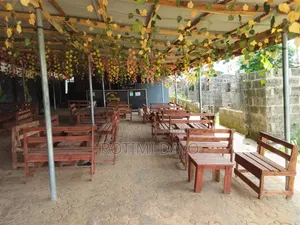 Wurin Bar da Filin 60x120 Don Siyarwa